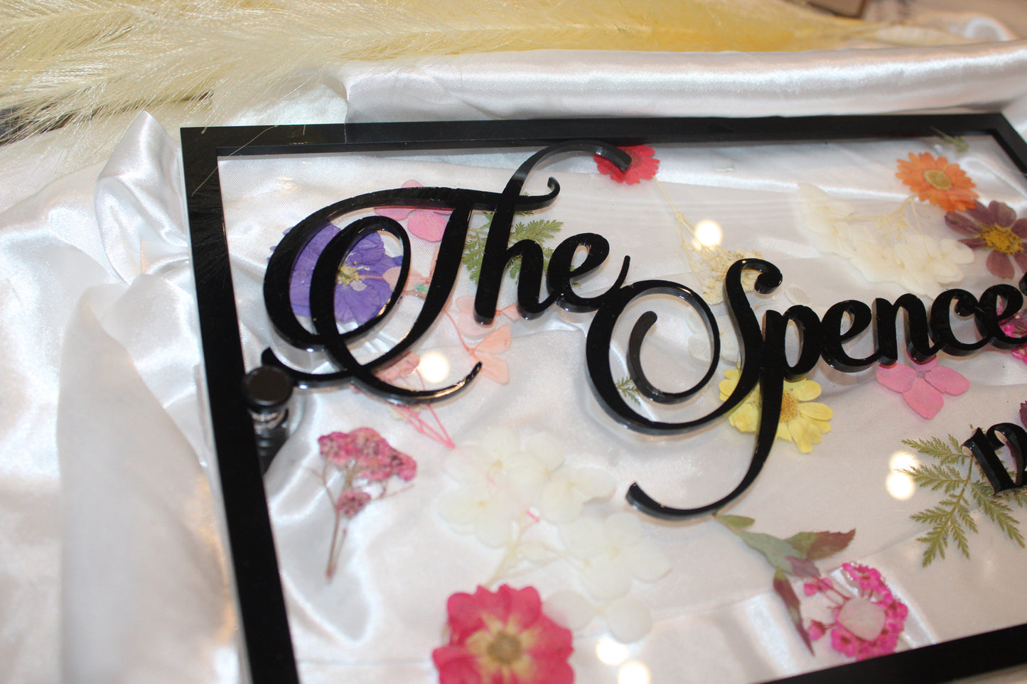 Pressed Flowers Acrylic Sign- Wedding Welcome Sign-Home Sign