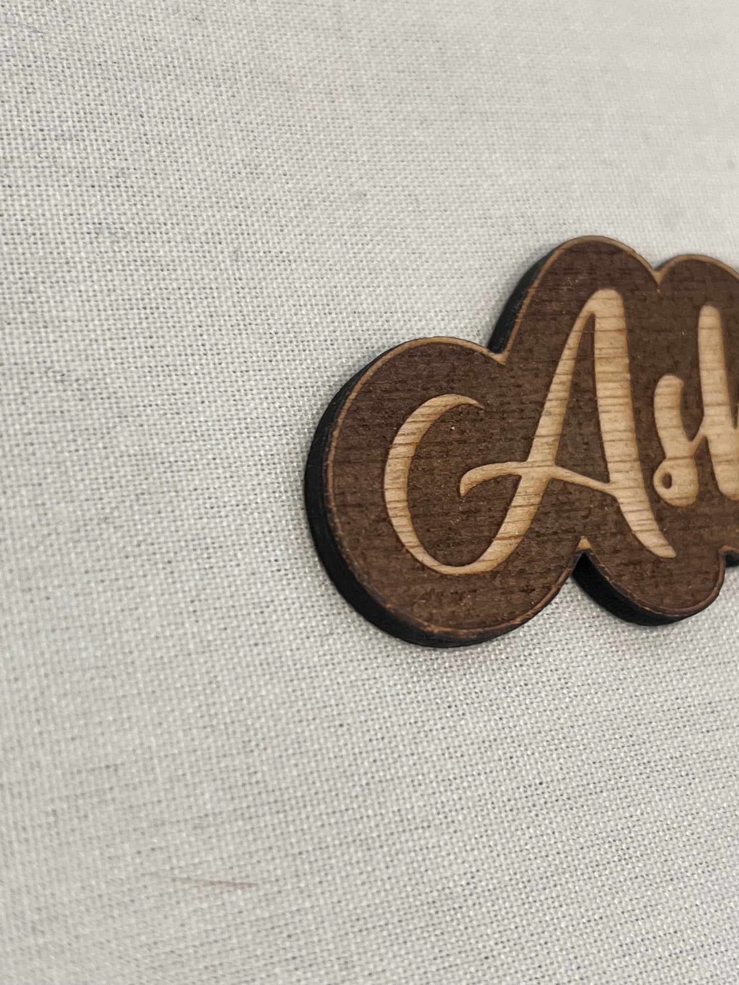 10x Wooden Engraved place names-wedding table